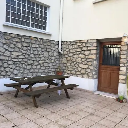Agreable Maison En Centre Ville Noisy-le-Grand Exterior photo